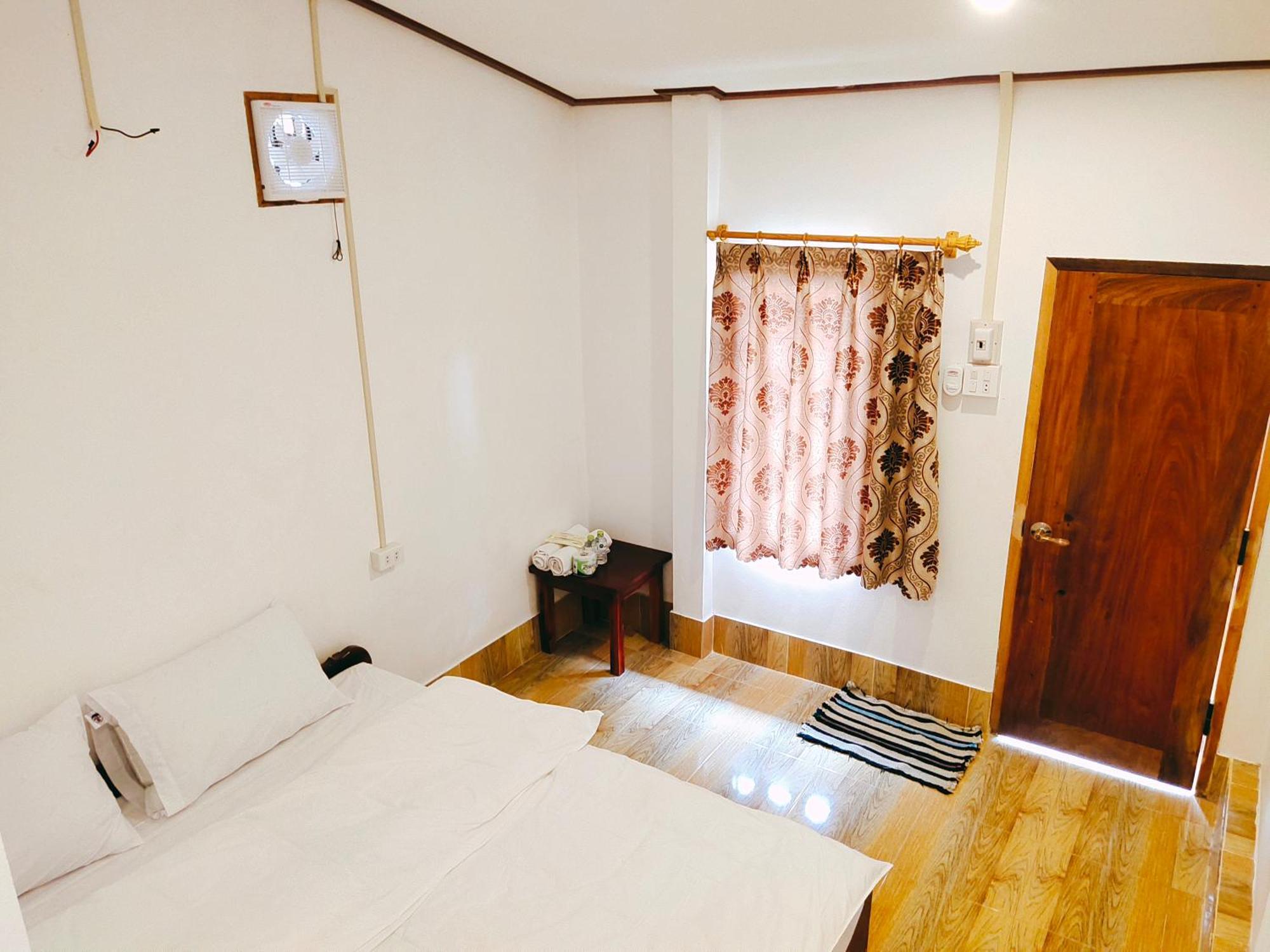 Meexok Guesthouse Нонгкио Экстерьер фото
