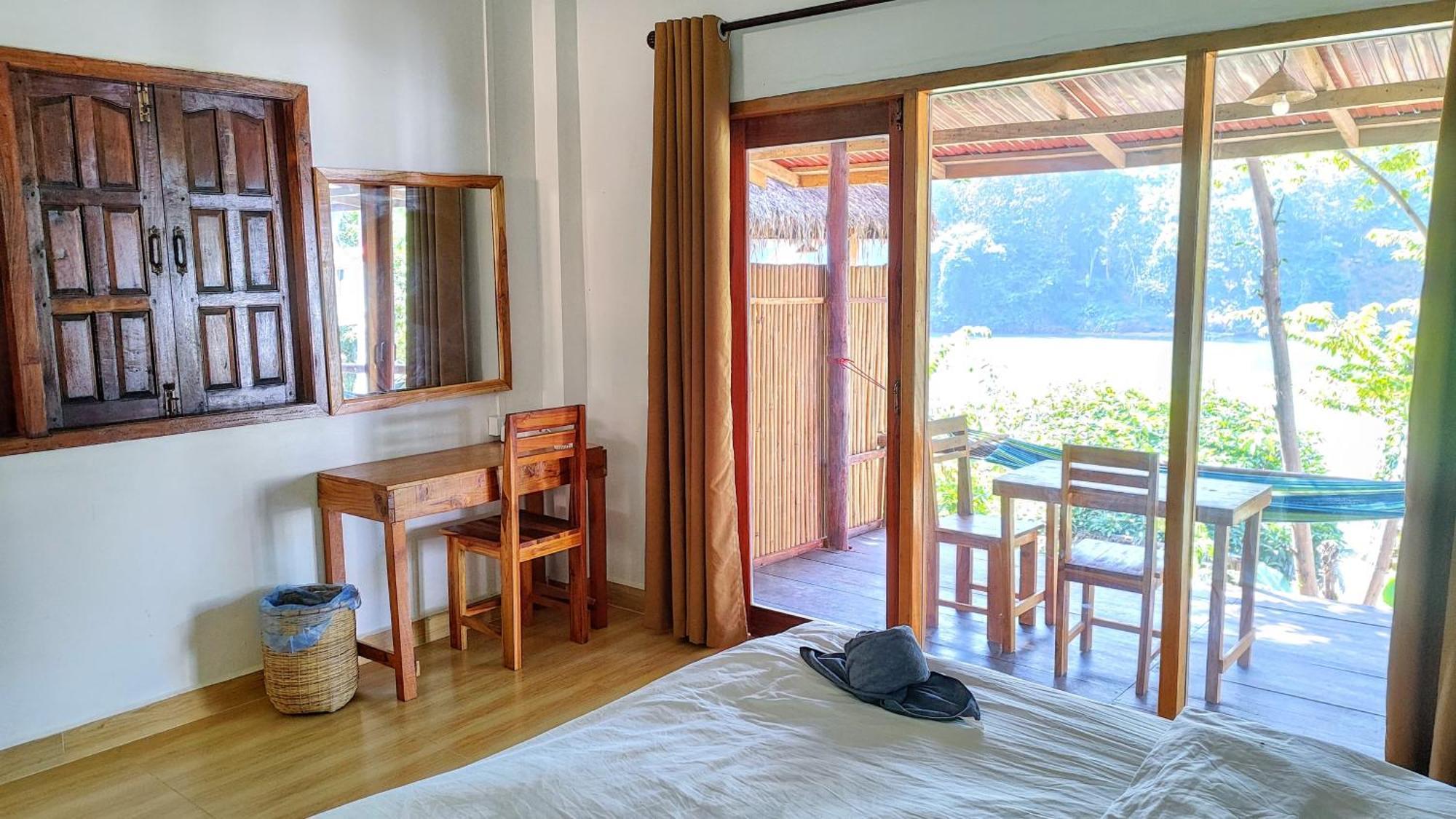 Meexok Guesthouse Нонгкио Экстерьер фото